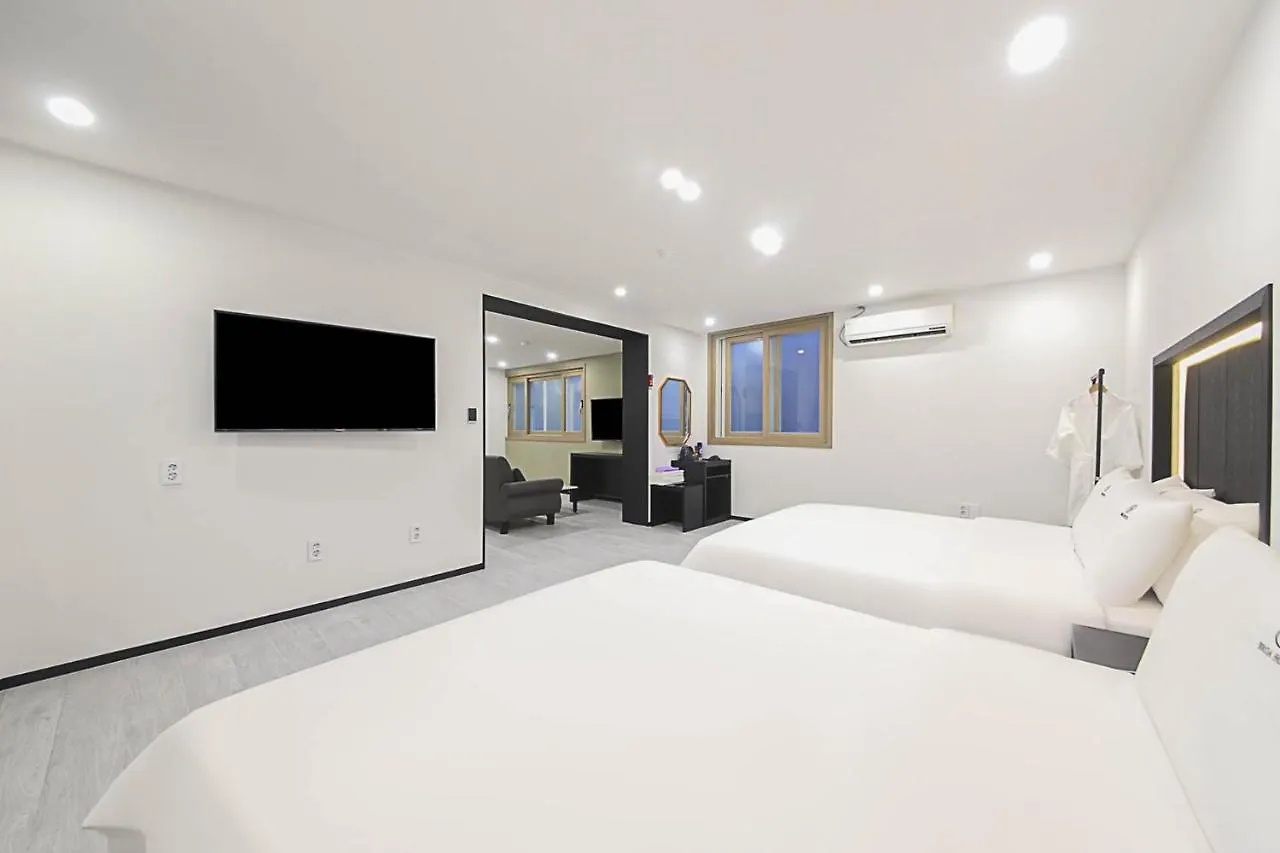 Busan Seomyeon Broa Hotel