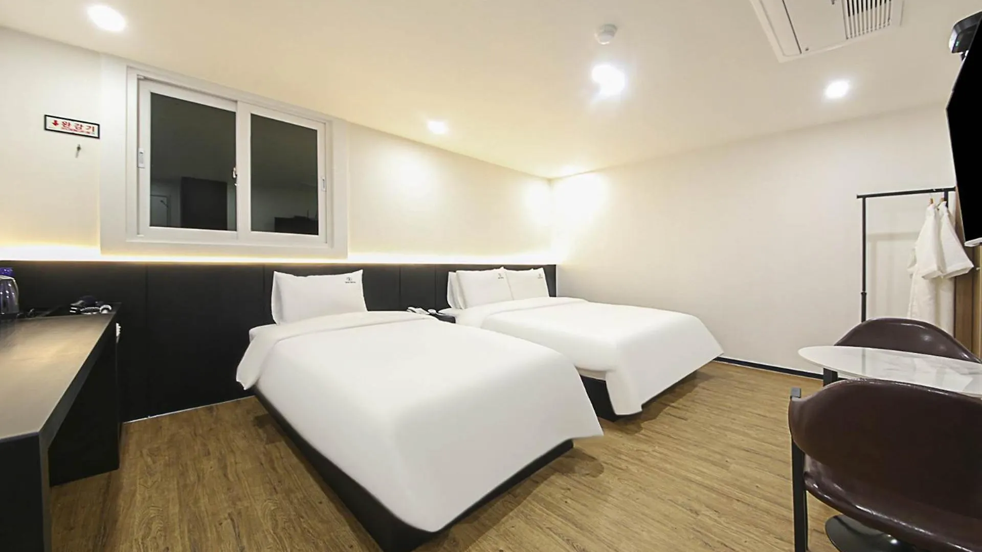 Busan Seomyeon Broa Hotel