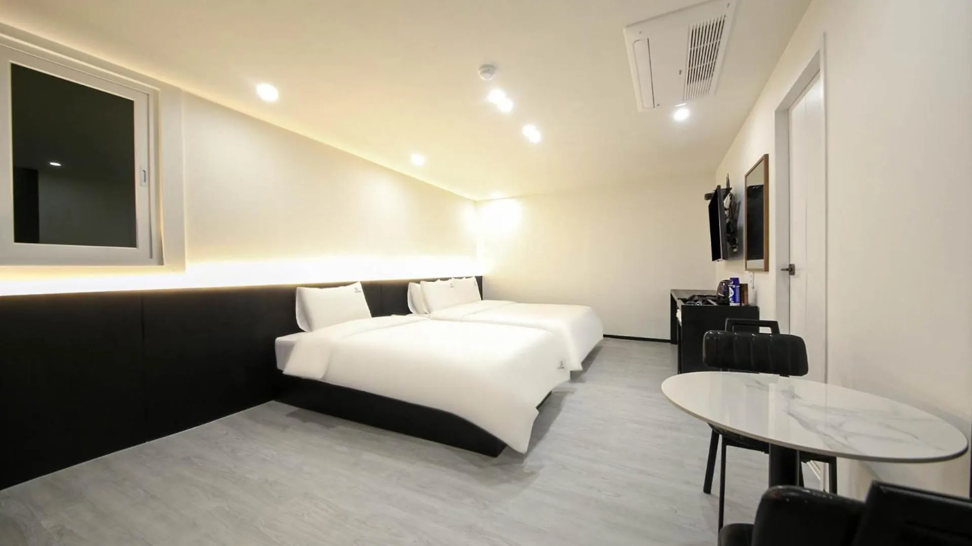 Busan Seomyeon Broa Hotel
